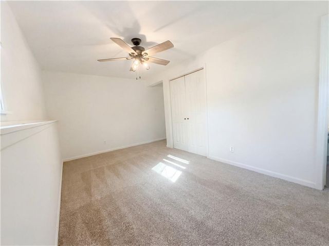 2622 Manor Terrace, Lawrence, KS 66046