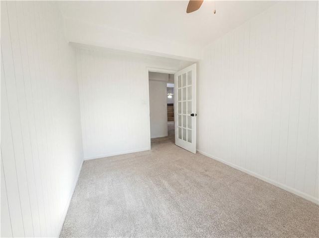 2622 Manor Terrace, Lawrence, KS 66046