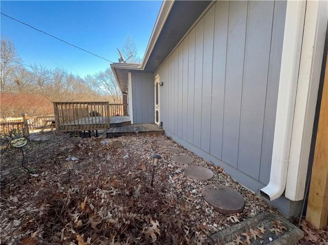 2622 Manor Terrace, Lawrence, KS 66046