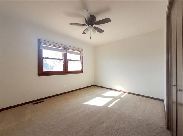 2622 Manor Terrace, Lawrence, KS 66046