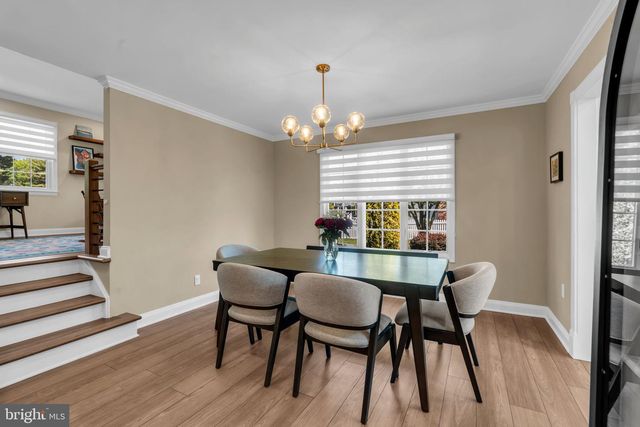 24 TAR HEELS RD, Hamilton, NJ 08619