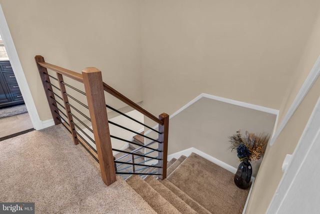 24 TAR HEELS RD, Hamilton, NJ 08619