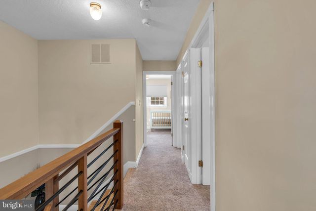 24 TAR HEELS RD, Hamilton, NJ 08619
