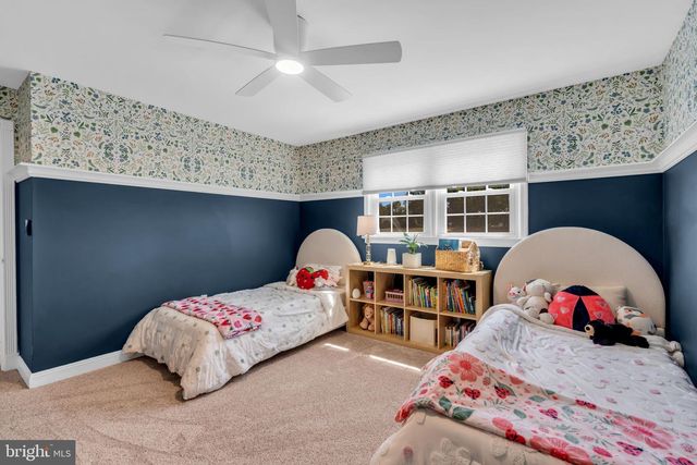 24 TAR HEELS RD, Hamilton, NJ 08619