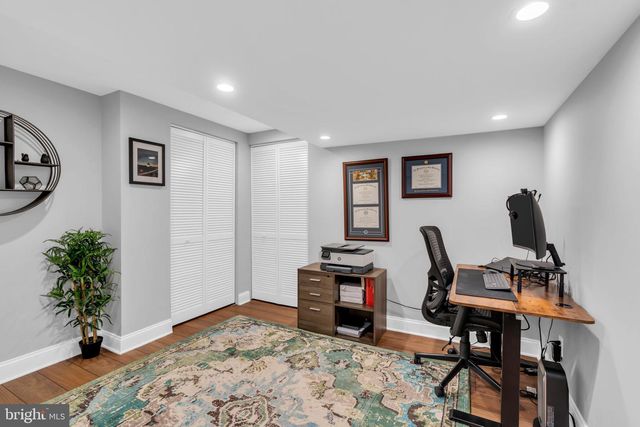 24 TAR HEELS RD, Hamilton, NJ 08619