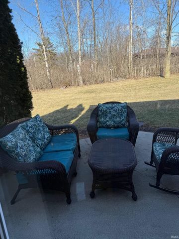 7902 Berryhill Court, Fort Wayne, IN 46825