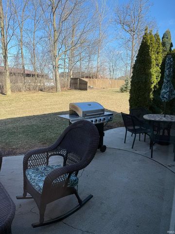 7902 Berryhill Court, Fort Wayne, IN 46825