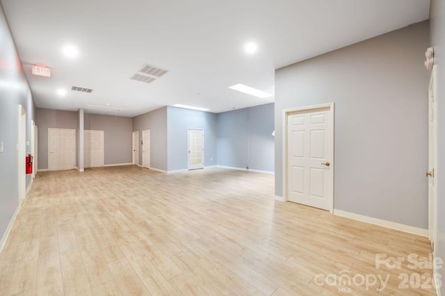 364 Weaverville Road, Asheville, NC 28804