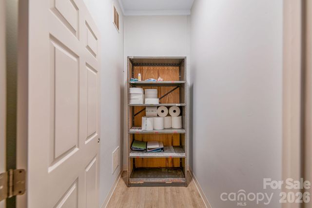 364 Weaverville Road, Asheville, NC 28804