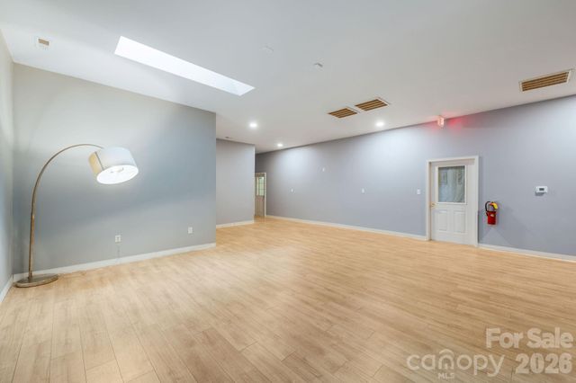 364 Weaverville Road, Asheville, NC 28804