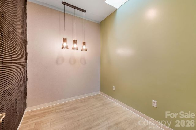 364 Weaverville Road, Asheville, NC 28804
