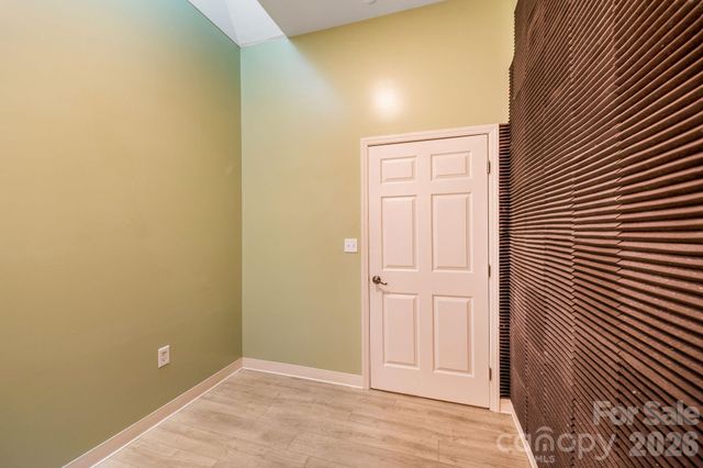 364 Weaverville Road, Asheville, NC 28804