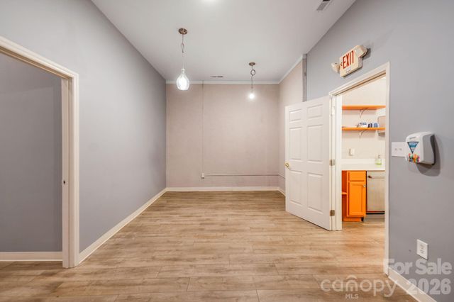 364 Weaverville Road, Asheville, NC 28804