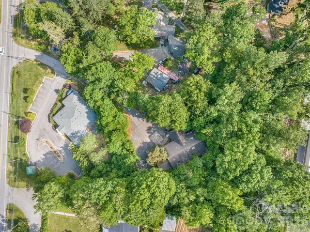 364 Weaverville Road, Asheville, NC 28804