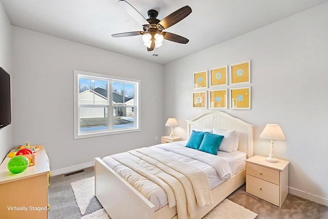 1270 AUTUMN FIELD LANE, De Pere, WI 54115