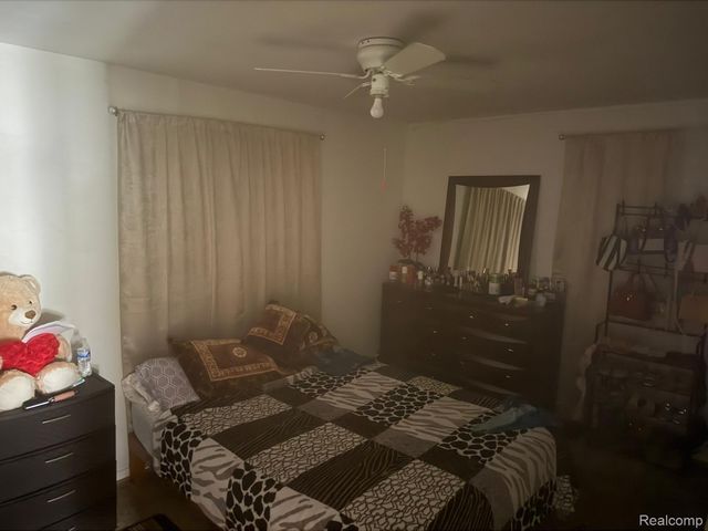 927 Alvord Avenue, Flint, MI 48507