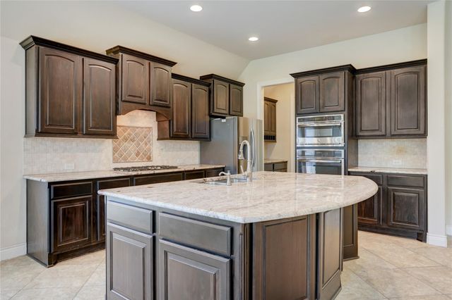 88 Ivy Croft Court, Richmond, TX 77406