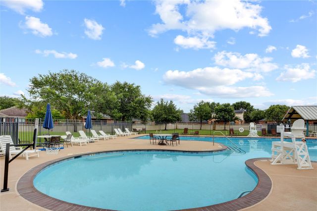 88 Ivy Croft Court, Richmond, TX 77406