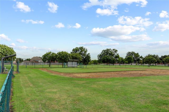 88 Ivy Croft Court, Richmond, TX 77406