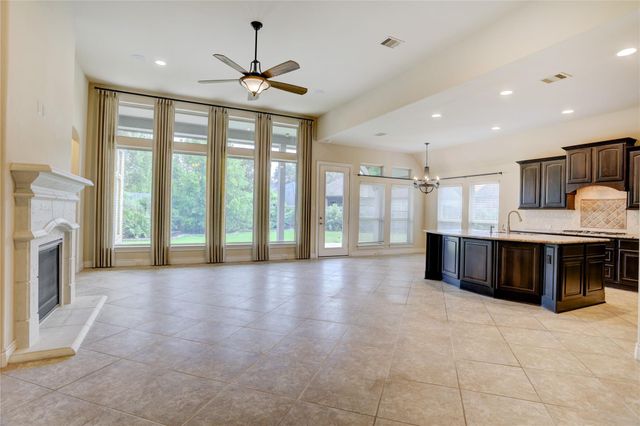 88 Ivy Croft Court, Richmond, TX 77406