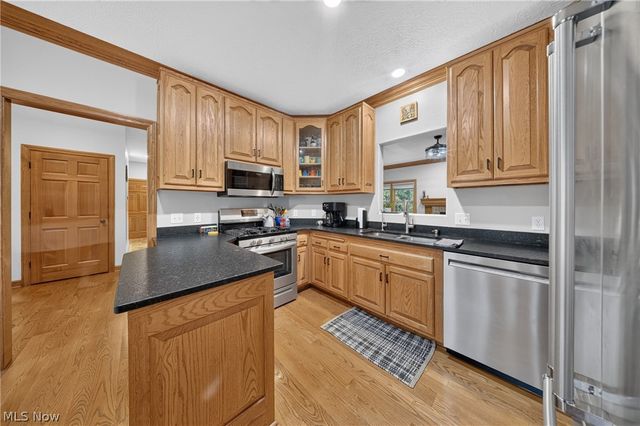 485 Vineyard Way, Doylestown, OH 44230
