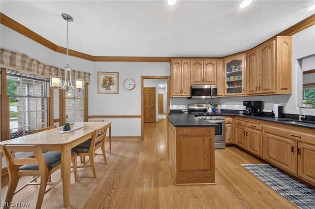 485 Vineyard Way, Doylestown, OH 44230