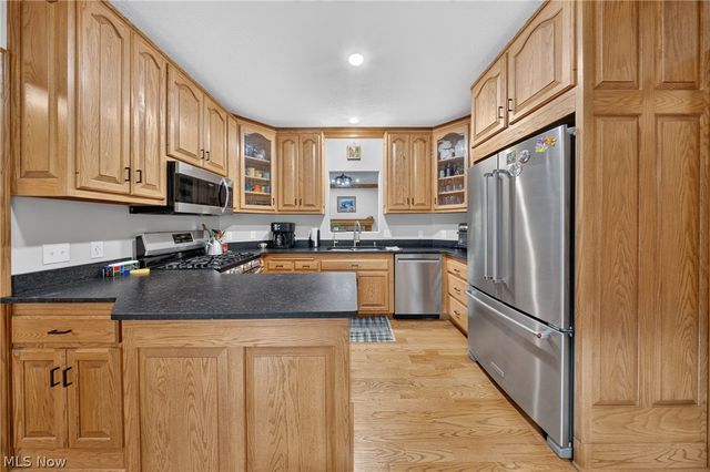 485 Vineyard Way, Doylestown, OH 44230