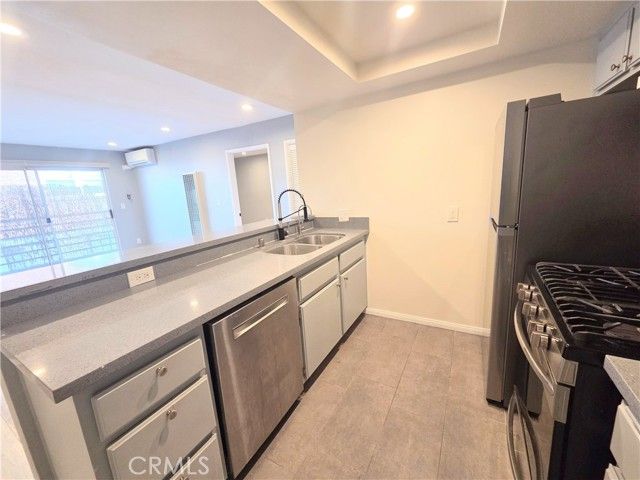 327 Chestnut, Long Beach, CA 90802