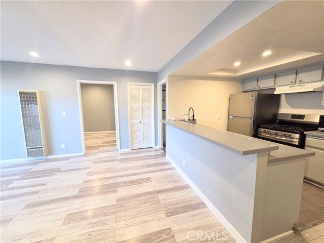 327 Chestnut, Long Beach, CA 90802