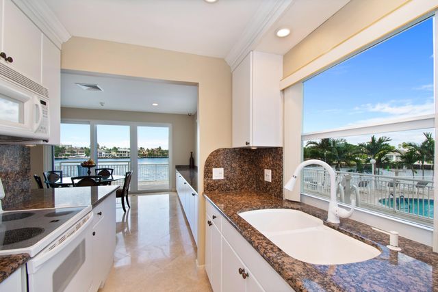 511 Bayshore Drive 206, Fort Lauderdale, FL 33304