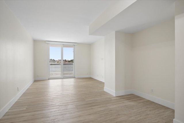511 Bayshore Drive 206, Fort Lauderdale, FL 33304