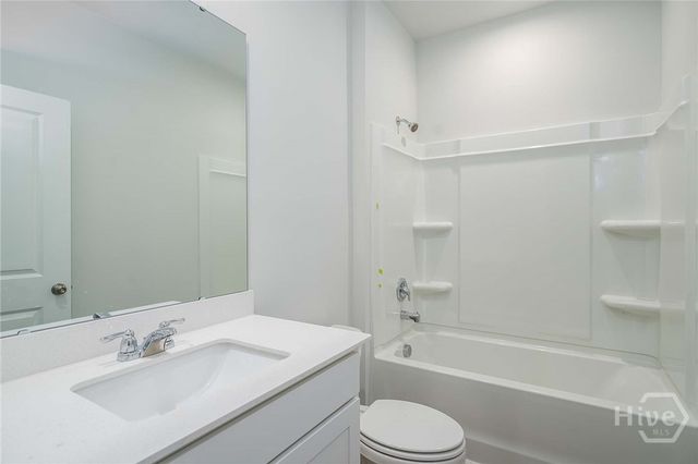 345 Crosstown Avenue, Richmond Hill, GA 31324