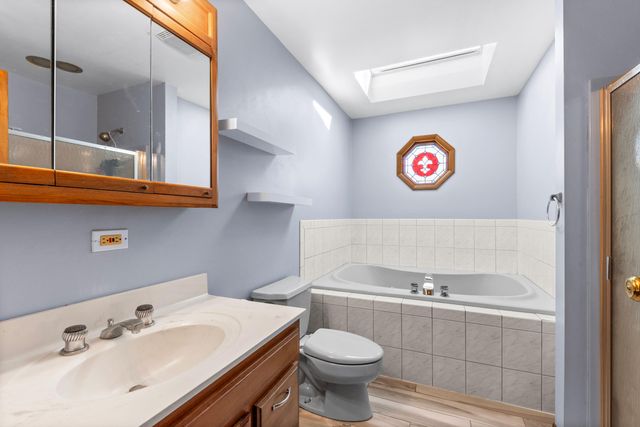 7204 Knickerbocker Parkway, Hammond, IN 46323
