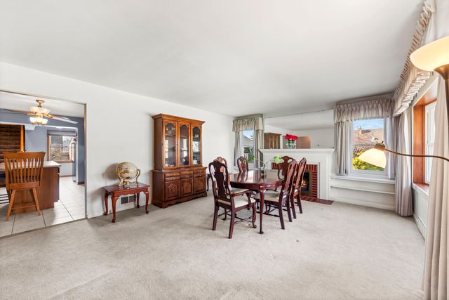 7204 Knickerbocker Parkway, Hammond, IN 46323