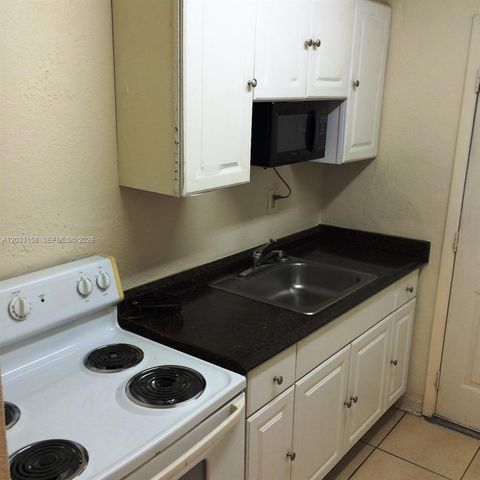 2441 NW 13 Street 77, Miami, FL 33125