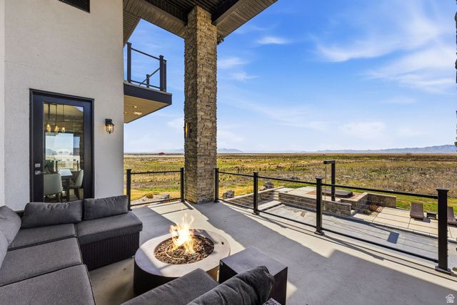 454 S BUFFALO RANCH RD, Farmington, UT 84025