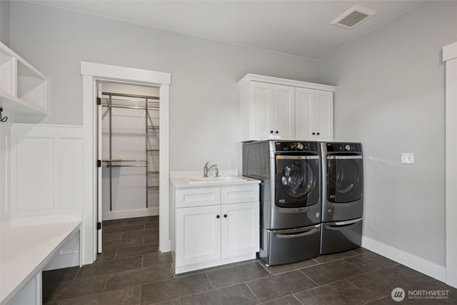 3909 56th Avenue NE, Olympia, WA 98506