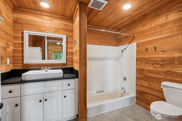 3909 56th Avenue NE, Olympia, WA 98506