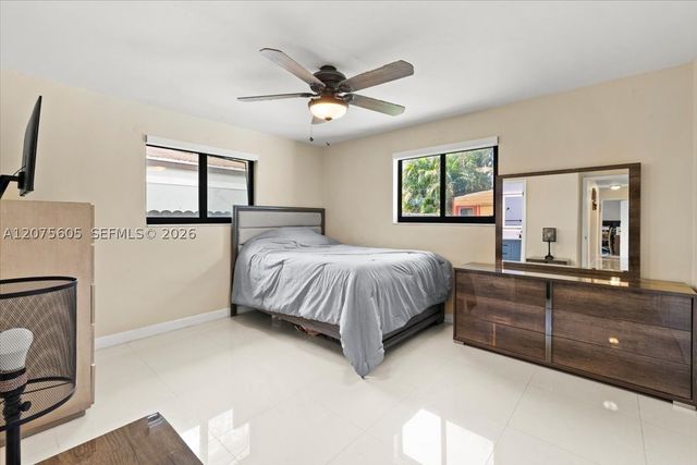 40 NW 119th St 0, Miami, FL 33168