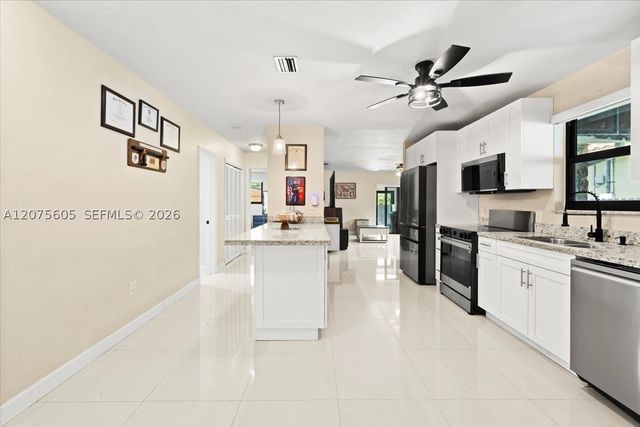 40 NW 119th St 0, Miami, FL 33168