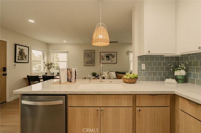 12846 Short Avenue, Los Angeles, CA 90066