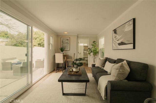 12846 Short Avenue, Los Angeles, CA 90066