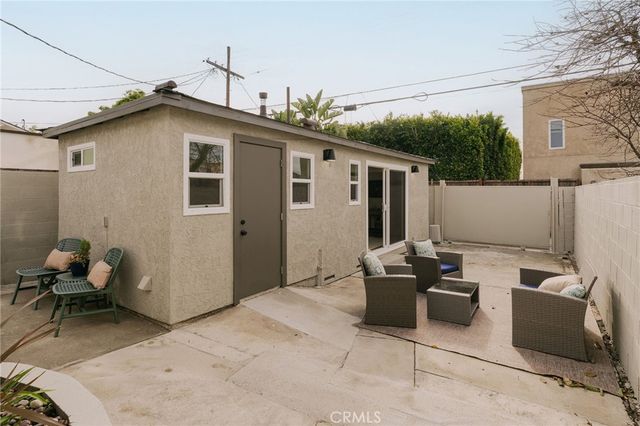 12846 Short Avenue, Los Angeles, CA 90066
