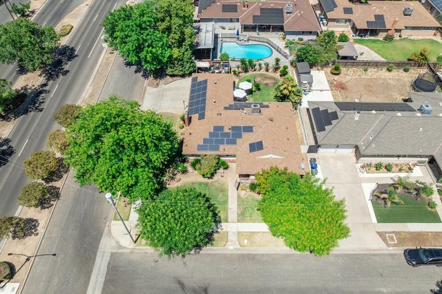 6019 N 9th Street, Fresno, CA 93710