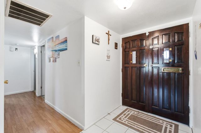 6019 N 9th Street, Fresno, CA 93710