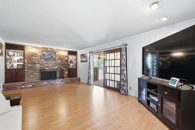 6019 N 9th Street, Fresno, CA 93710