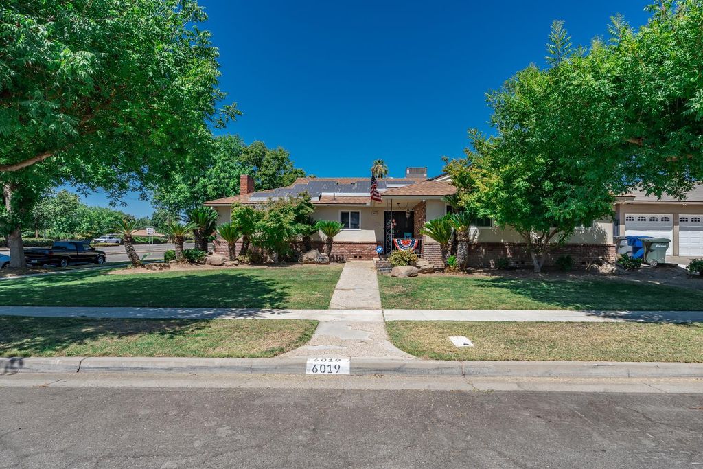 6019 N 9th Street, Fresno, CA 93710