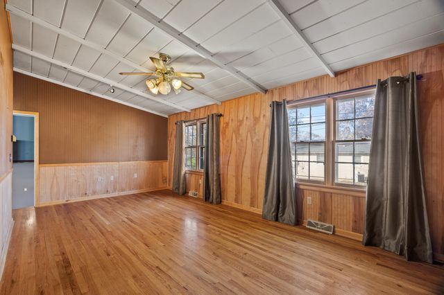 213 LONGFELLOW LN, Columbia, MO 65203