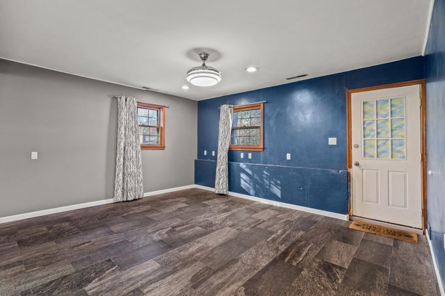 213 LONGFELLOW LN, Columbia, MO 65203