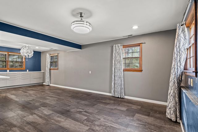 213 LONGFELLOW LN, Columbia, MO 65203